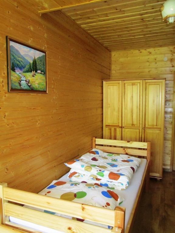 Noclegi Pod Malym Krolem Устрики-Долішні Екстер'єр фото